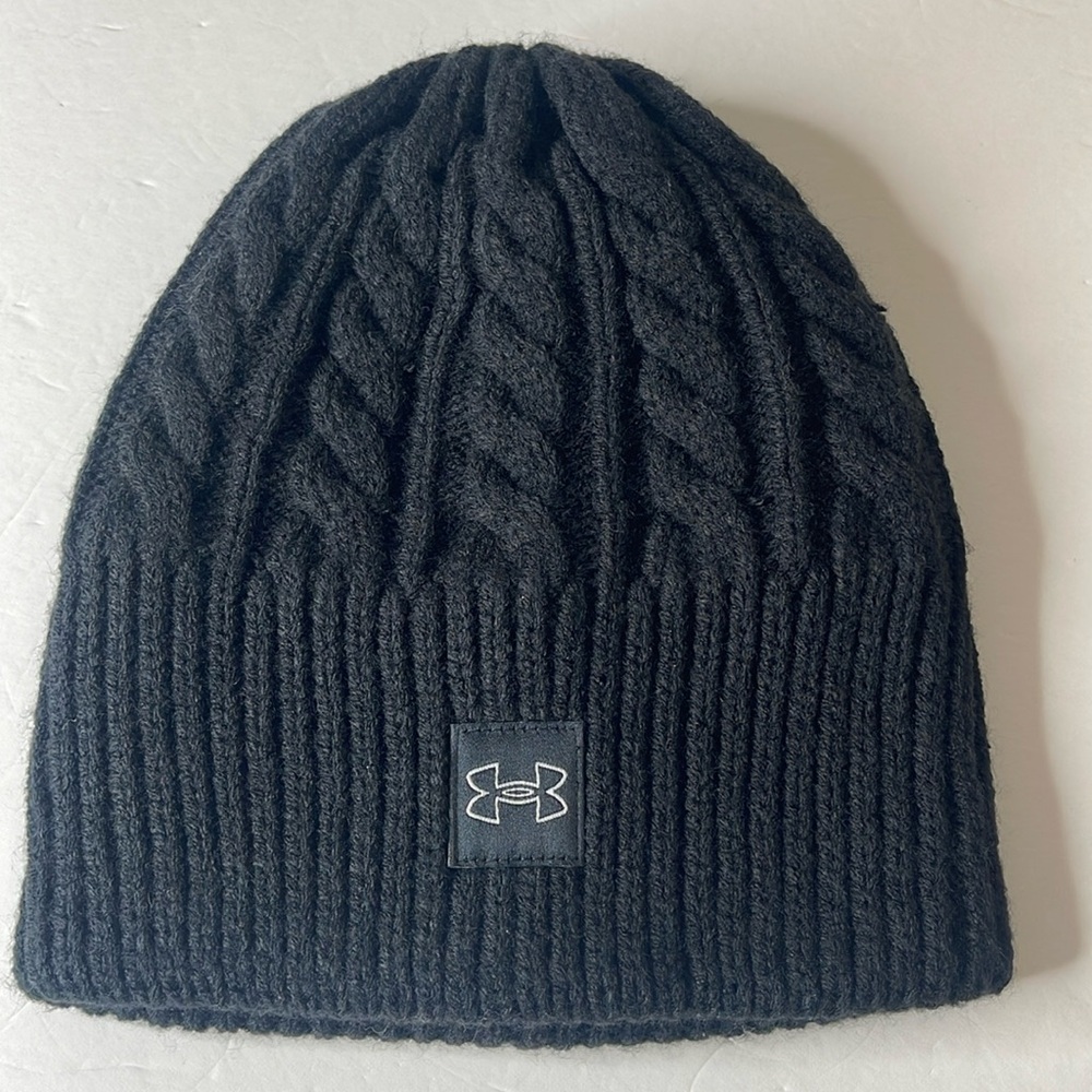 Under Armour UA Halftime Cable Knit Beanie Hat Black